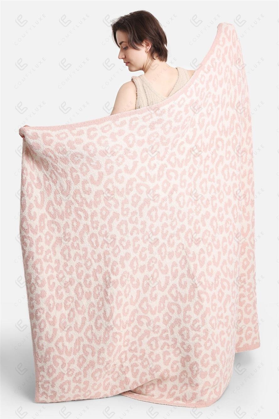 COMFYLUXE Leopard Pattern Luxury Soft Throw Blanket